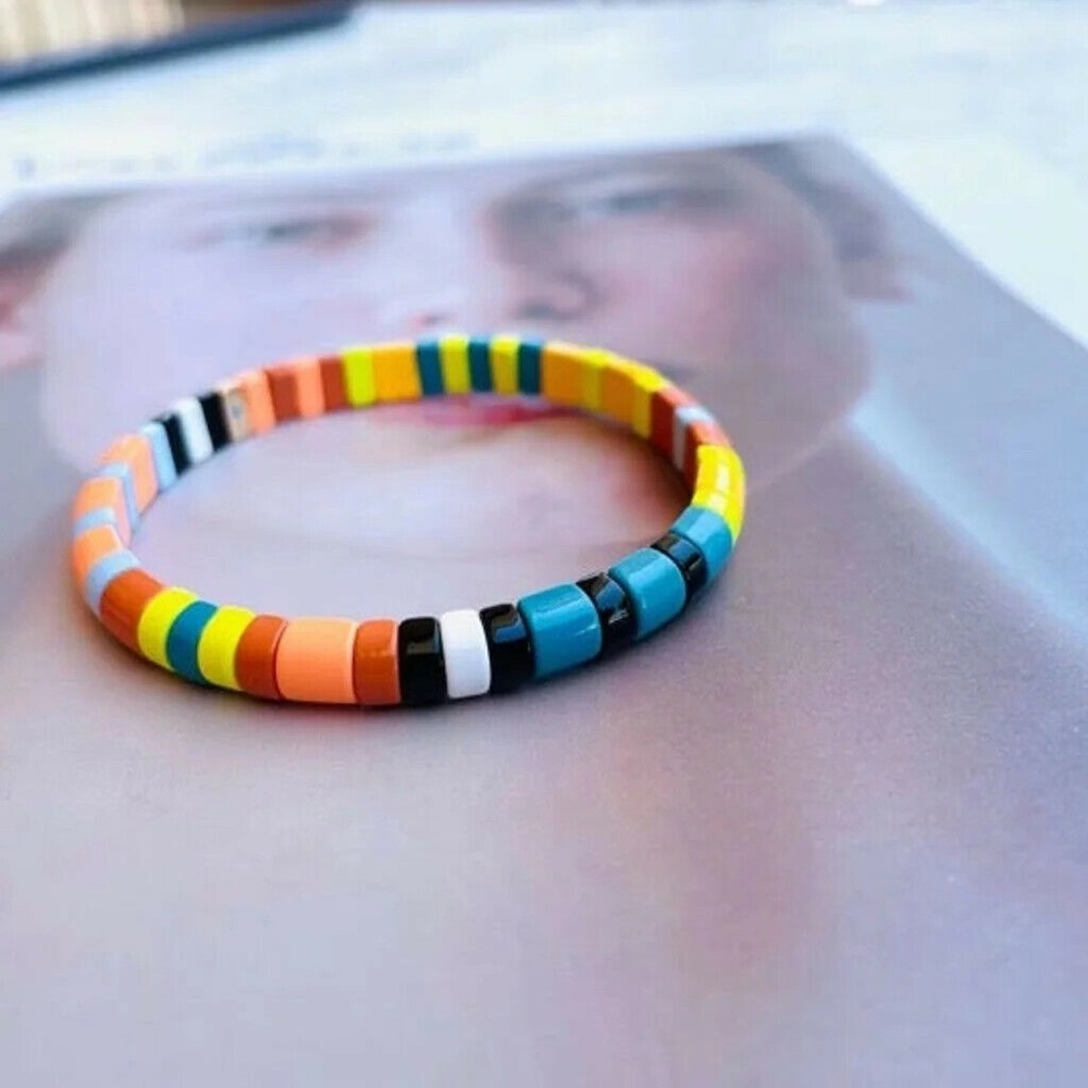 Roxanne Assoulin Good Vibration Bracelet - Picture 4 of 6